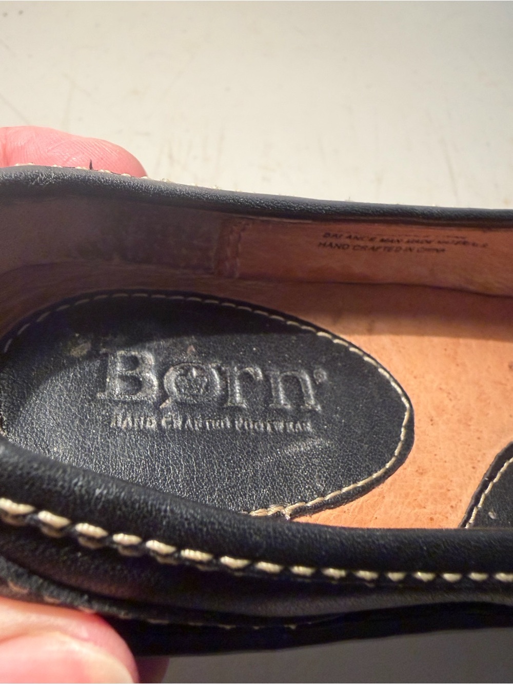 Born Black womens Leather Loafers with Decorative Knot size 8 - Picture 4 of 9